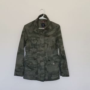 Gap army green camo utility jacket